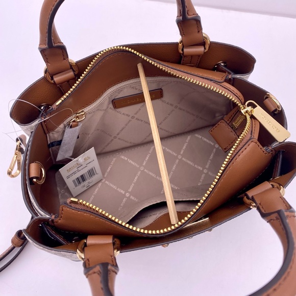 Michael Kors Reed Small Belted
Satchel Shoulder Crossbody Bag MK Vanilla - Picture 4 of 12